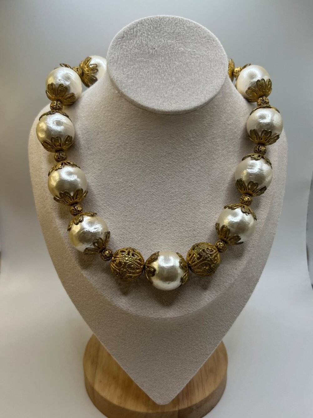 Rare Vintage Signed Miriam Haskell Oversized Pearl & Brass Necklace 17 in